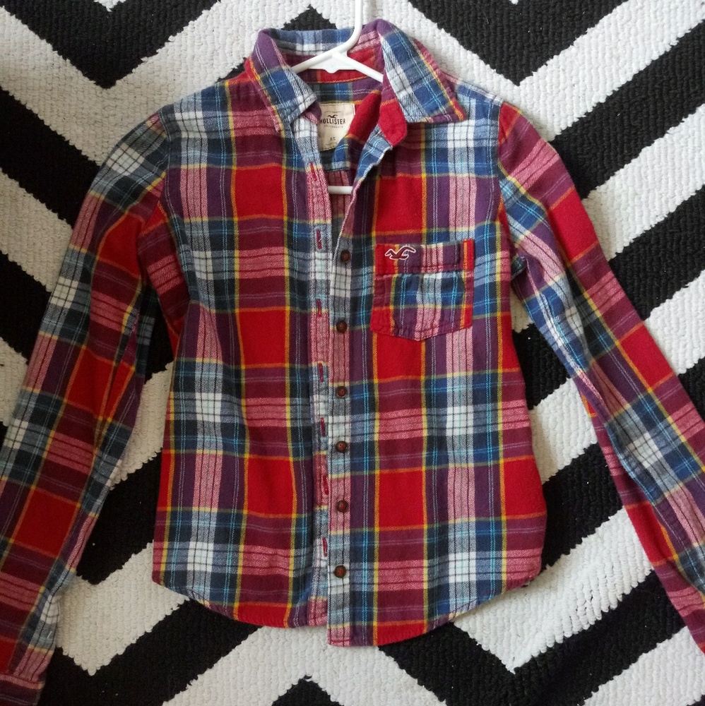 HOLLISTER RED PLAID FLANNEL